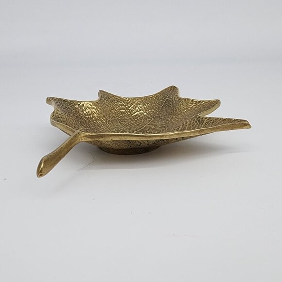 Solid Brass Leaf Trinket Ring Dish Maple Leaf Vintage 5" x 6" - Picture 5 of 5